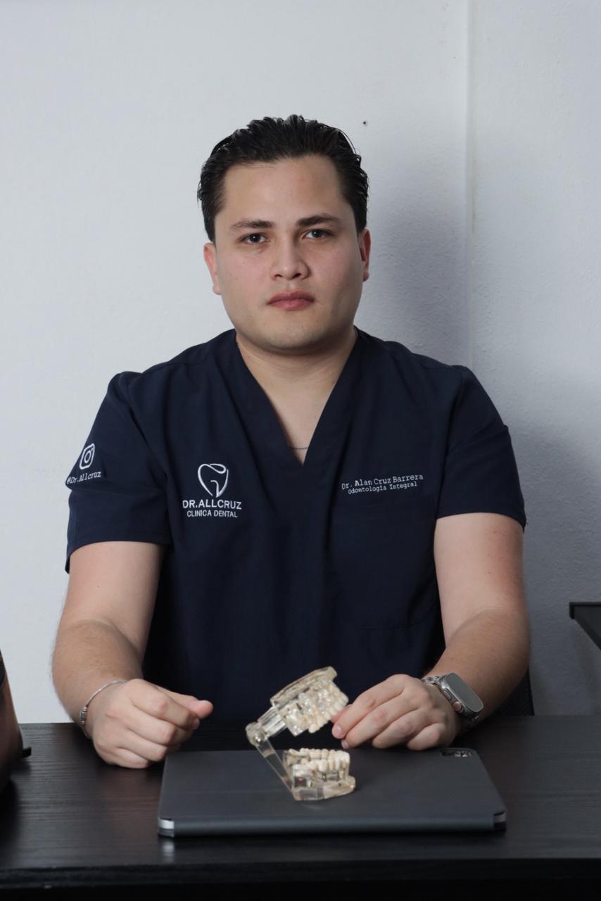 Dr. Alan Cruz Barrera